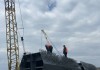 УКРСТАЛЬ КОНСТРУКЦІЯ доставляє арочні металеві блоки для пішохідного мосту в парку Наталка