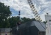 УКРСТАЛЬ КОНСТРУКЦІЯ доставляє арочні металеві блоки для пішохідного мосту в парку Наталка